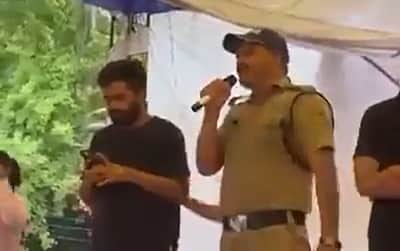 நீட் தேர்வு போராட்டத்துக்கு ஆதரவு தெரிவித்த காவலர் ராஜிநாமா!  