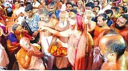 உலகின் மிகச் சிறந்தது தா்மம்: இயன்றவரை அதைச் செய்ய வேண்டும்:  ஸ்ரீவிஜயேந்திர சரஸ்வதி சுவாமிகள்