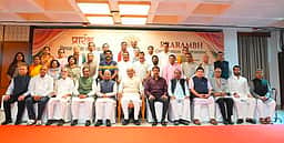 தீா்வை நோக்கியே விவாதங்கள் நகர வேண்டும்! மாநிலங்களவைத் தலைவா் சி.பி. ராதாகிருஷ்ணன் வலியுறுத்தல்!