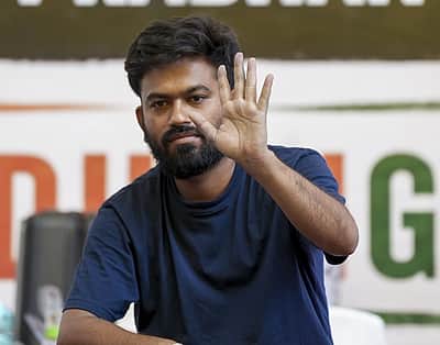 சிஜேபி போராட்டம்! அபிஜீத் தீப்கேவுக்கு டைபாய்டு பாதிப்பு! 