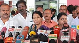 தா்மேந்திர பிரதான் ராஜிநாமா செய்தது இளைஞா்களின் வெற்றி: 
கனிமொழி எம்.பி.