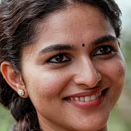 நேஷனல் கிரஷ் கயாடு லோஹர் - புகைப்படங்கள்