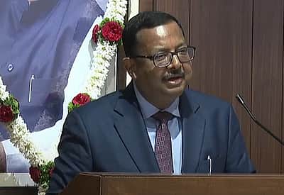 கங்கையில் பிரியாணி சாப்பிட்டதற்கு 3 மாதம் சிறையா..?- உச்ச நீதிமன்ற நீதிபதி வேதனை