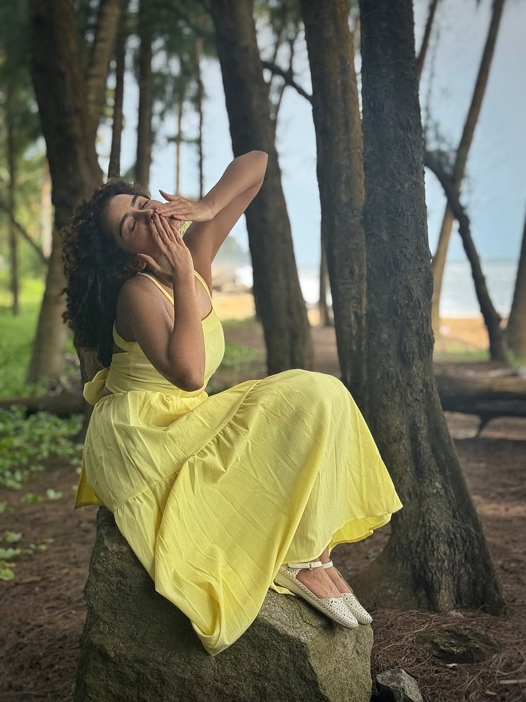 நடிகை அனுபமா பரமேஸ்வரன்.
