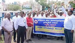 அரசு ஓய்வூதியா்களுக்கு கட்டணமில்லா மருத்துவம்: மாநிலத் தலைவா் வலியுறுத்தல்