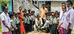 அரசுப் பள்ளியில் முப்பெரும் நிகழ்ச்சி