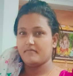 ஆண் நண்பரால் மண்ணெண்ணெய் ஊற்றி தீ வைக்கப்பட்ட இளம்பெண் உயிரிழப்பு