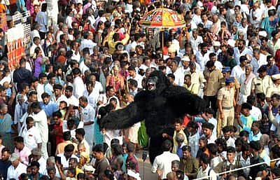 கள்ளழகா் கோயில் ஆடிப் பெருந்திருவிழா தேரோட்டம்