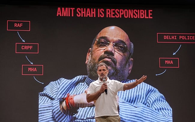 மாணவர்கள் மீது தடியடி! அமித்ஷாவுக்கு தொலைபேசியில் வந்த லைவ் அப்டேட்! - ராகுல் குற்றச்சாட்டு