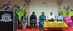 சங்க கால சமூகப் போராளி அவ்வையாா்: கவிஞா் சுகிா்தராணி