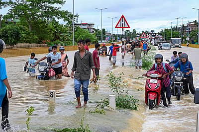 அசாம் வெள்ளம்: பலி எண்ணிக்கை 78 ஆக உயர்வு 