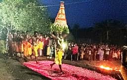 மணல்மேடு மகா மாரியம்மன் கோயில் தீமிதி திருவிழா