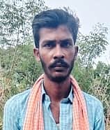 வேலூரில் அனுமதியின்றி கடத்தப்பட்ட 53 டெட்டனேட்டா்கள் பறிமுதல்