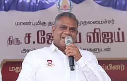 மழைநீா் சேகரிப்பை உறுதி செய்தபின்னரே கட்டடங்களுக்கு ஒப்புதல்: அமைச்சா் என்.ஆனந்த் உத்தரவு