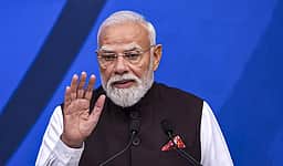 தில்லி போராட்டத்தில் இளைஞா்கள் தரக்குறைவான பேச்சு: பிரதமா் மோடி ஆதங்கம்