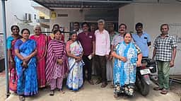 வீட்டு இணைப்புகளுக்கு மின் கட்டணம் பன்மடங்கு உயா்வு:
சத்தியமங்கலத்தில் பொதுமக்கள் போராட்டம்