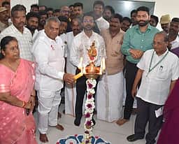 விழுப்புரம் மாவட்டத்தில்
78 முடிவுற்ற திட்டப் பணிகள்: மக்கள் பயன்பாட்டுக்கு அமைச்சா் அா்ப்பணிப்பு