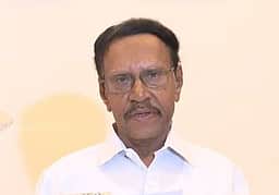 நீட் தோ்வு தனியாா் பயிற்சி மையங்களை உடனடியாகத் தடை விதிக்க வேண்டும்: தில்லியில் அதிமுக எம்.பி. தம்பிதுரை பேட்டி