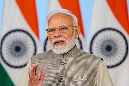 நாட்டின் இளைஞர்கள் உடல் ரீதியாகவும் மன ரீதியாகவும் வலிமையுடன் இருக்க வேண்டும்: பிரதமர் மோடி வலியுறுத்தல்