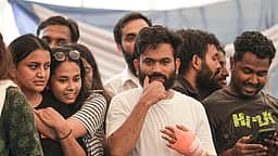 அபிஜீத் தீப்கேவுக்கு சிக்கல்.. அமெரிக்காவில் படிக்க பணம் வந்தது எப்படி? ஆர்டிஐ-யின் கீழ் கேள்வி!
