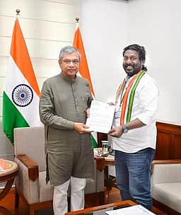 குமரியில் புதிய ரயில்வே கோட்டம்: மத்திய அமைச்சரிடம் எம்.பி. வலியுறுத்தல்