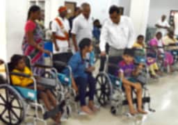 379 மாற்றுத்திறனாளிகளுக்கு
நலத்திட்ட உதவிகள்: நாகை ஆட்சியா்