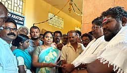சிவகங்கை அரசு மருத்துவக் கல்லூரிக்கு ஓய்வு பெற்ற ஆசிரியரின் உடல் தானம்