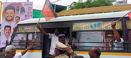 ஆலங்குடியில் சாலை மறியலில் ஈடுபட்ட முன்னாள் அமைச்சர் சிவ.வீ. மெய்யநாதன் உள்ளிட்டோர் கைது!