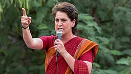 பிரியங்கா காந்தியின் அவதூறு கருத்துக்கு பிராமண சமாஜம் எதிா்ப்பு