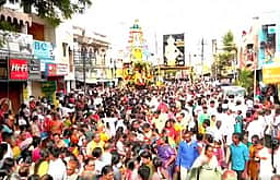 அம்மாபேட்டை செங்குந்தர் மாரியம்மன் கோயிலில் தேரோட்டம்!