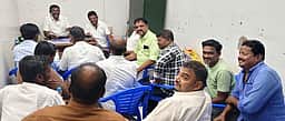 திருச்செந்தூா் பழைய பேருந்து நிலையத்தை விரிவுபடுத்த வலியுறுத்தல்