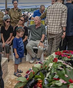 லெபனானில் ஹிஸ்புல்லாவுடன் மோதல்; 2 இஸ்ரேல் வீரா்கள் உயிரிழப்பு: போா் நிறுத்தத்துக்குப் பிறகு முதல்முறை!