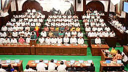 யாரால் யாருக்கு வெற்றி? திமுக - காங்கிரஸ் காரசார விவாதம்