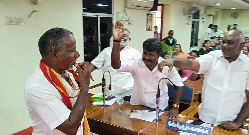 Councillor suspended for blowing whistle during Tirunelveli Corporation meeting!