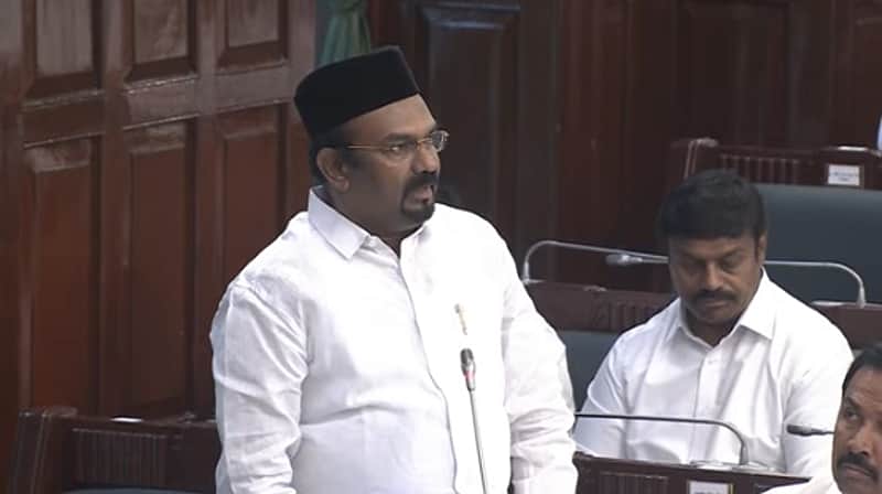 அமைச்சர் ஷாஜகான்