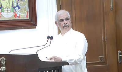 இந்திய பிரிவினை துயர நினைவு தினம்: தமிழக ஆளுநா் அஞ்சலி