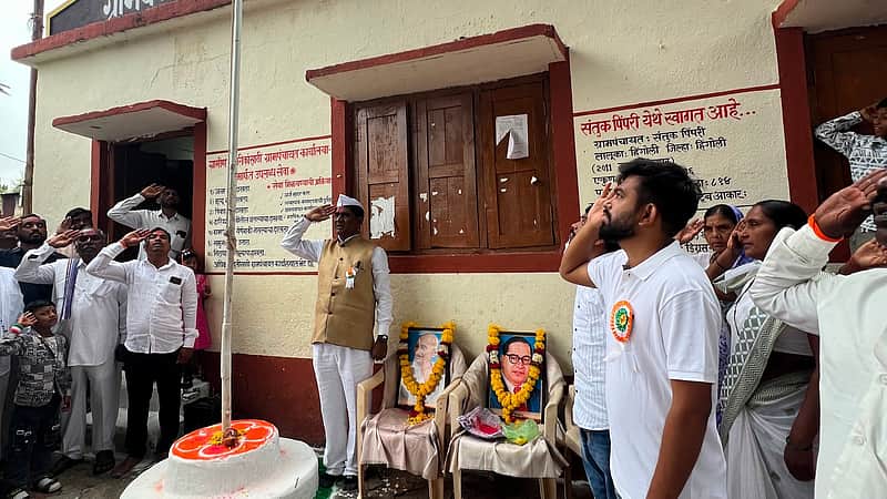 abhijeet dipke hoists national flag