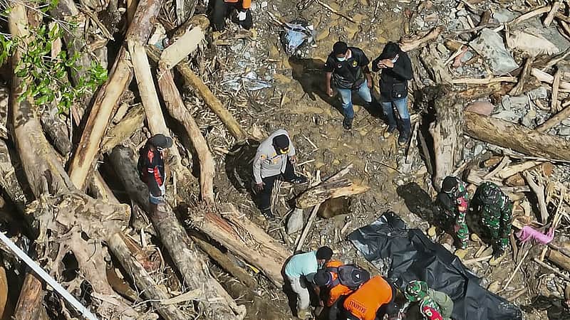 gold mine collapse
