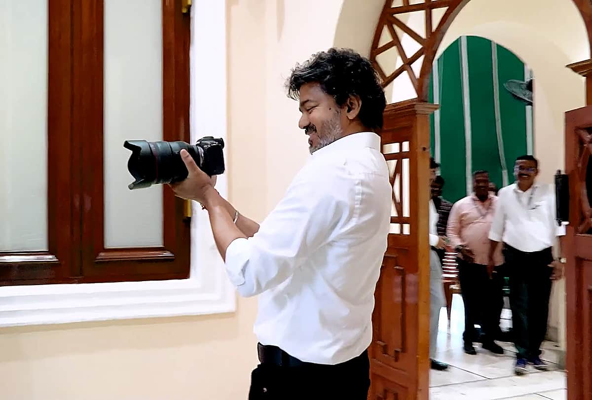 உலக புகைப்பட நாள் முதல்வர் விஜய் வாழ்த்து - புகைப்படங்கள்