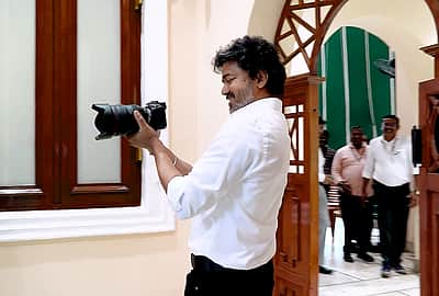உலக புகைப்பட நாள் முதல்வர் விஜய் வாழ்த்து - புகைப்படங்கள்