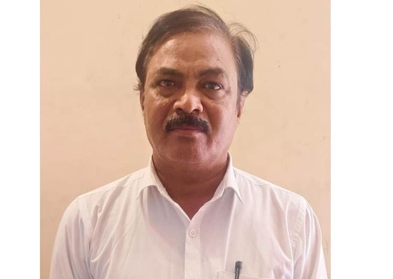 முன்னாள் சார் பதிவாளர் அனந்தராமன்