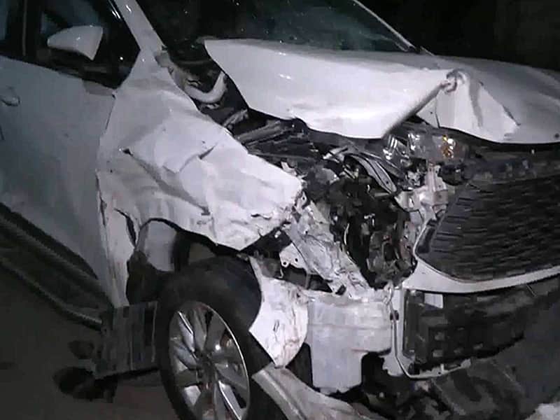 Two MLAs among six injured in Delhi road accident