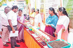 பரமக்குடியில் வேளாண் 
கருத்தரங்கு, கண்காட்சி