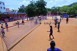 அகில இந்திய பூப்பந்துப் போட்டி தொடக்கம்