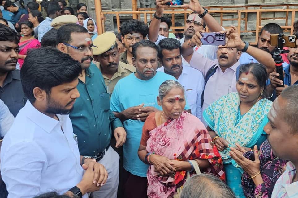 திருவண்ணாமலை கோயிலில் அமைச்சர் ரமேஷ் ஆய்வு! பக்தர்கள் புகார்!