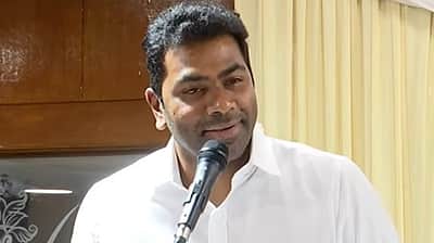 ரயில்வே கடவுப் பாதை மேம்பாலம், வட்ட சாலைகளுக்கு முன்னுரிமை: அமைச்சா் ஆதவ் அா்ஜுனா