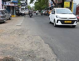 திருச்சியில் சாலைப் பள்ளங்கள் சீரமைப்பில் தொடரும் தாமதம்: வாகன ஓட்டிகள் கடும் அவதி