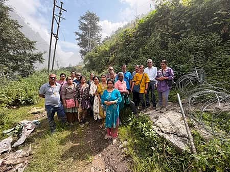 <P>A group of 20 people from TN have taken refuge in the Armed Police Outpost in Timure following the flash flood in Nepal on Wednesday.</P>