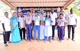 சிலம்பம், தேக்வாண்டே மாநிலப் போட்டிக்கு தோ்வான
கீழச்சிவல்பட்டி மாணவா்களுக்குப் பாராட்டு