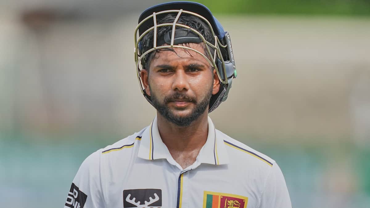 மிரட்டும் சோனல் தினுஷா..! இந்தியாவின் வெற்றி வாய்ப்பில் சிக்கல்!
